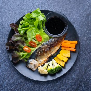 healthy-clean-food-consisting-of-grilled-saba-fish-variety-of-vegetables-1.jpg